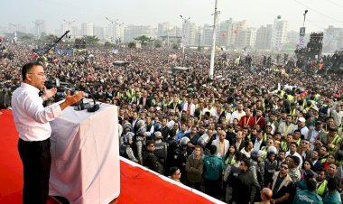 দেড় যুগ পর স্বদেশ মাটির ঘ্রাণ নিলেন তারেক রহমান