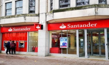Santander  ব্যাংক যুক্তরাজ্যে  ৪৪টি ব্রাঞ্চ বন্ধ করছে, প্রায় ৩০০ কর্মী ঝুঁকিতে