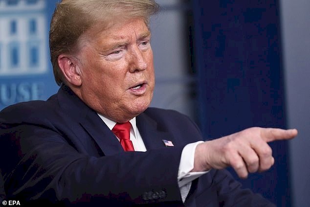 যুক্তরাজ্য-চীন সম্পর্ক জোরদার: ট্রাম্পের সতর্কবার্তার মাঝে ব্রিটিশ চুক্তি