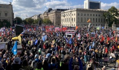 জার্মানিতে সাংবাদিকদের ওপর রাজনৈতিক উদ্দেশ্যপ্রণোদিত অপরাধ বেড়েছে ৭১ শতাংশ