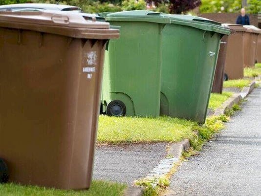 মার্চ ২০২৬ থেকে ইংল্যান্ডের প্রতিটি ঘরে বাধ্যতামূলক ‘চার বিন’ ব্যবস্থা