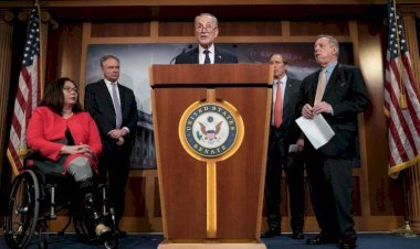 দলীয় বিভাজনে ইরান যুদ্ধ নিয়ে সিনেটে ট্রাম্পের পক্ষে ভোট