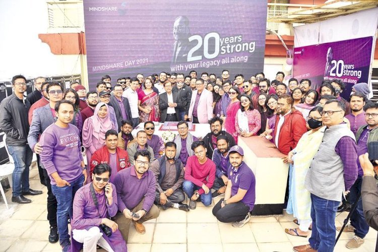 বিজ্ঞাপনের টাকায় মধ্যস্বত্বভোগীর দাপট, সংকটে সংবাদমাধ্যম